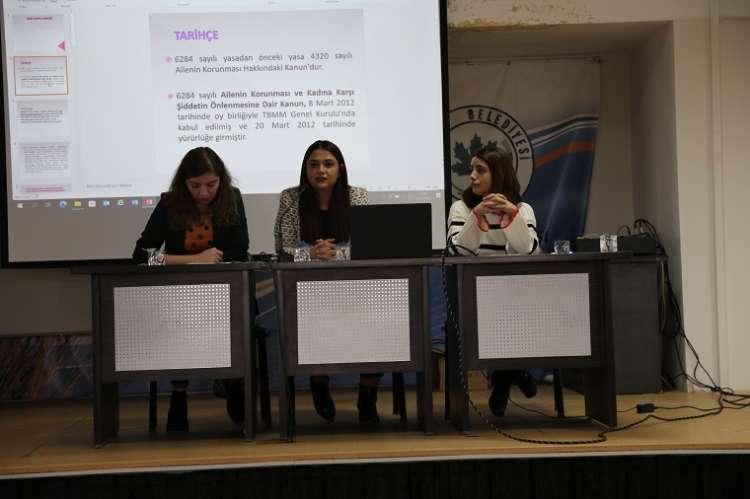 Kadına Yönelik Şiddete Karşı Panel Düzenlendi 