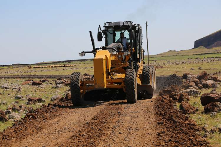 Başkan Kaya Yol Yapım Çalışmalarını Denetledi