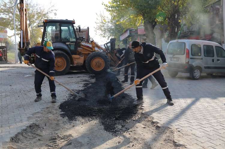 DİYARGAZIN BOZDUĞU YOLLAR ONARILDI 