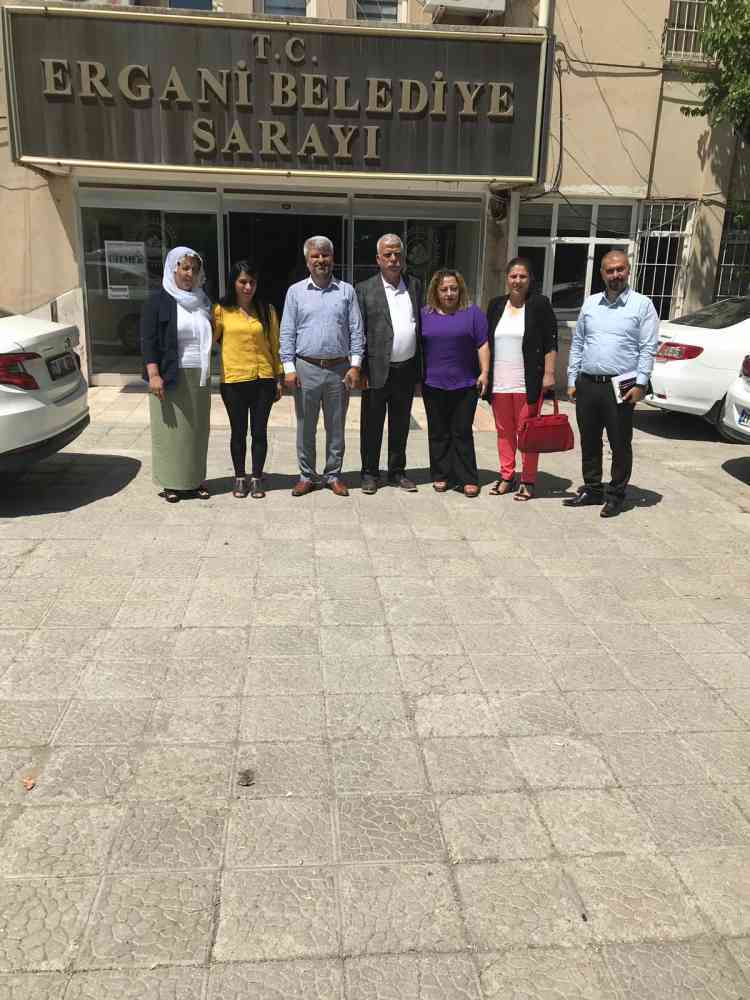 Çınar Belediyesi Başkanı Ergani Belediyesi’ni Ziyaret Etti